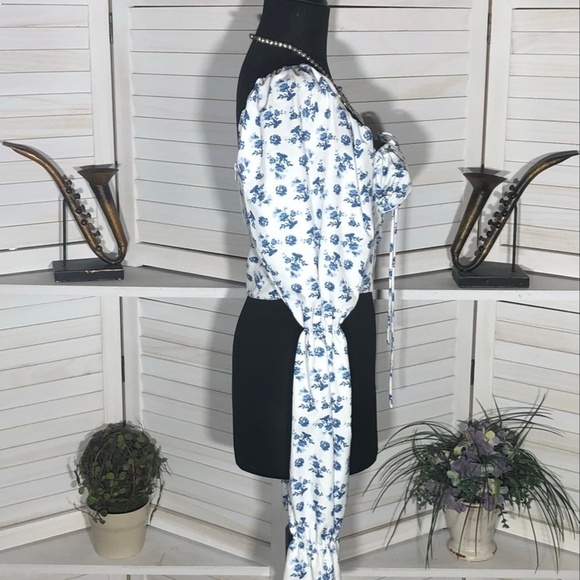 Vintage Y2K boho Cropped Top Tie Front Trumpet Sleeves Floral Blue & White M - Picture 5 of 13